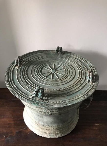 LATE 19TH CHINESE BRONZE METAL COVERED VESSEL