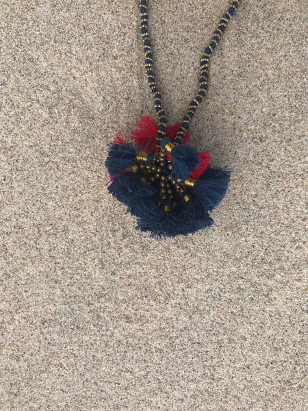 INDIGO ROPE TASSEL NECKLACE CIRCLED WITH GOLD THREADS