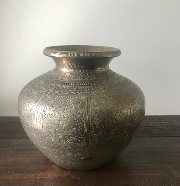LATE 19TH CENTURY INDIAN BRASS VESSEL