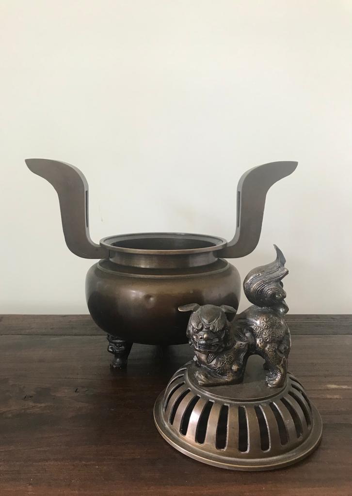 LATE 19TH CENTURY CHINESE INCENSE BURNER