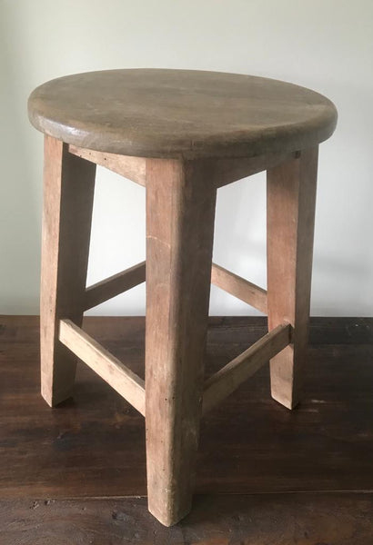 EARLY 20TH CENTURY FRENCH RUSTIC MILKING STOOL