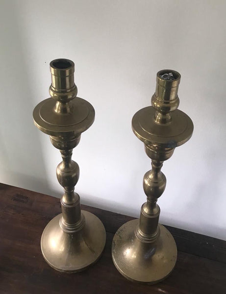 EARLY 19TH CENTURY JAPANESE'S PAIR OF TALL CANDLEHOLDERS