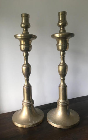 EARLY 19TH CENTURY JAPANESE'S PAIR OF TALL CANDLEHOLDERS