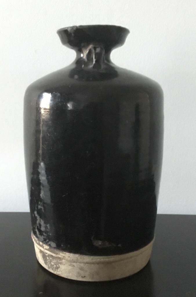 LATE 19TH CENTURY CHINESE BLACK GLAZED POTTERY VESSEL