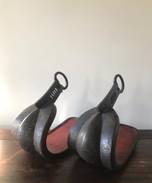 LATE 19TH CENTURY MEIJI RED LACQUER STIRRUPS